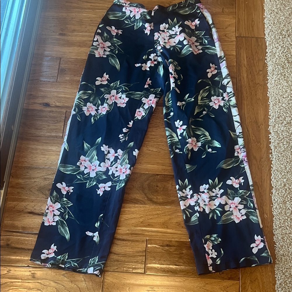 Victoria Secret silk floral pajama Pants size XS